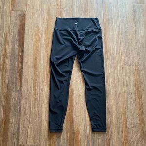 Lululemon Wonder Under Size 10 Black